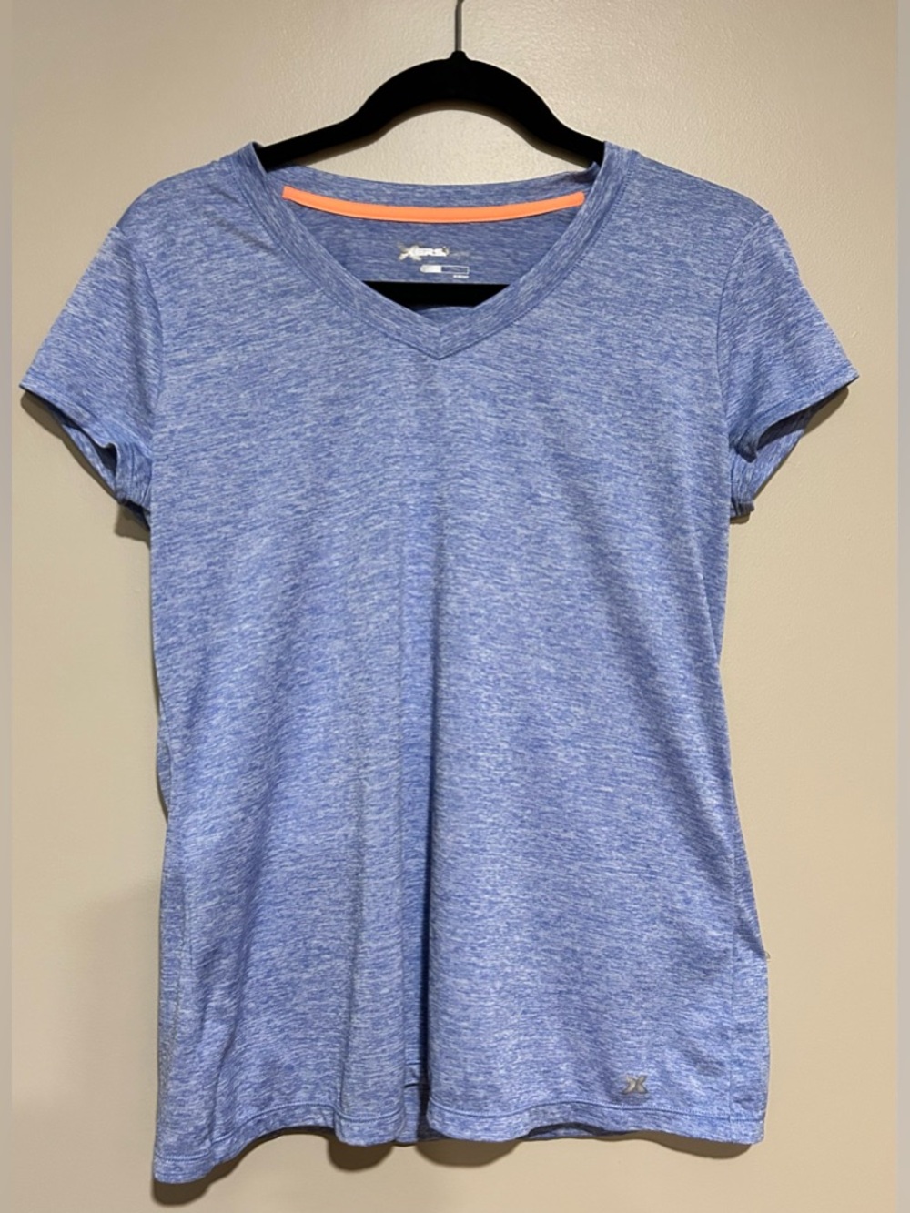 Xersion Heathered Light Blue V-Neck Short Sleeve Tee